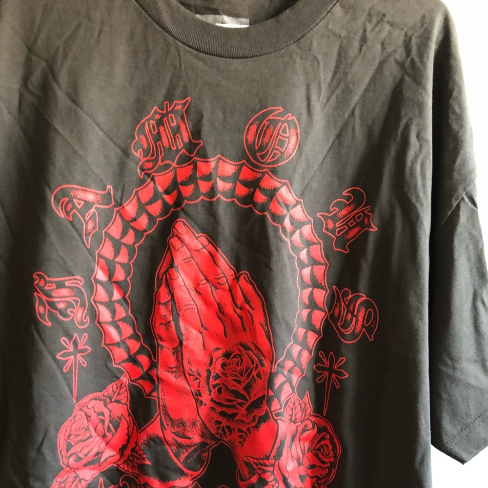 Men’s Famous and DGK 2XL T-shirt.